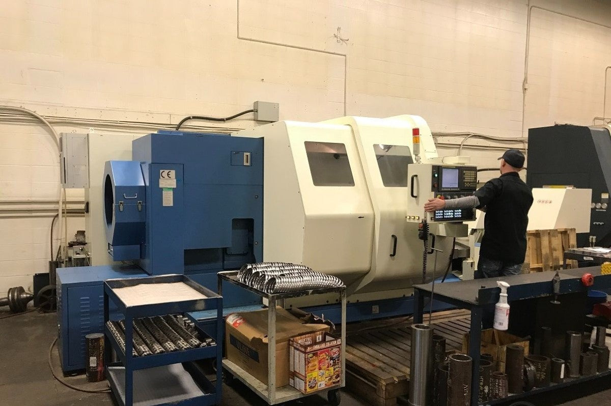 L&L LS 1000 X 900 CNC HOLLOW SPINDLE CHUCKER Industrial Machinery